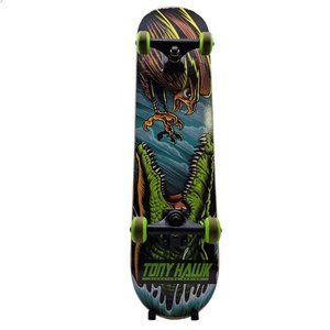 Tony Hawk Signature Series Eagle versus Alligator Youth Skateboard 31.25 in